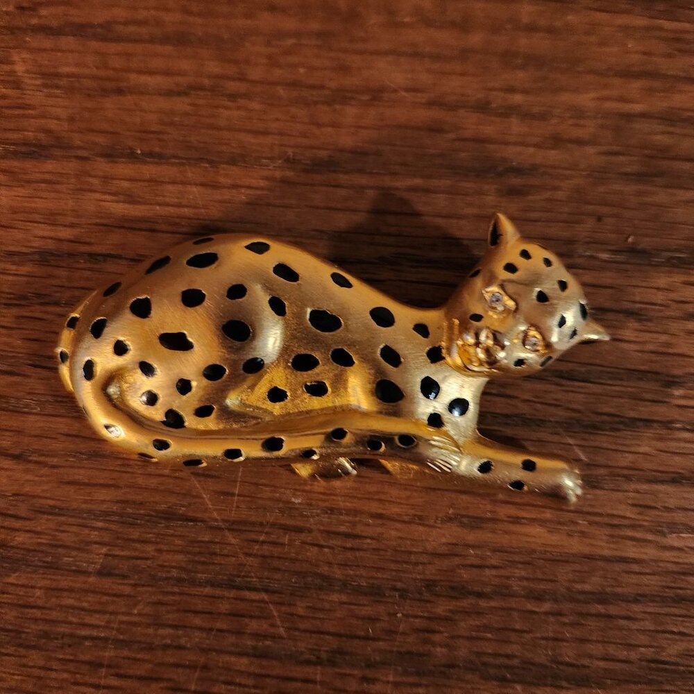Vintage Doreen Ryan Gold-Tone Leopard Brooch With Rhinestone Eyes